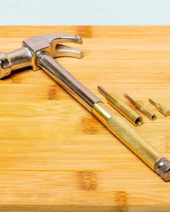 Handy Hammer multitool met schroevendraaiers