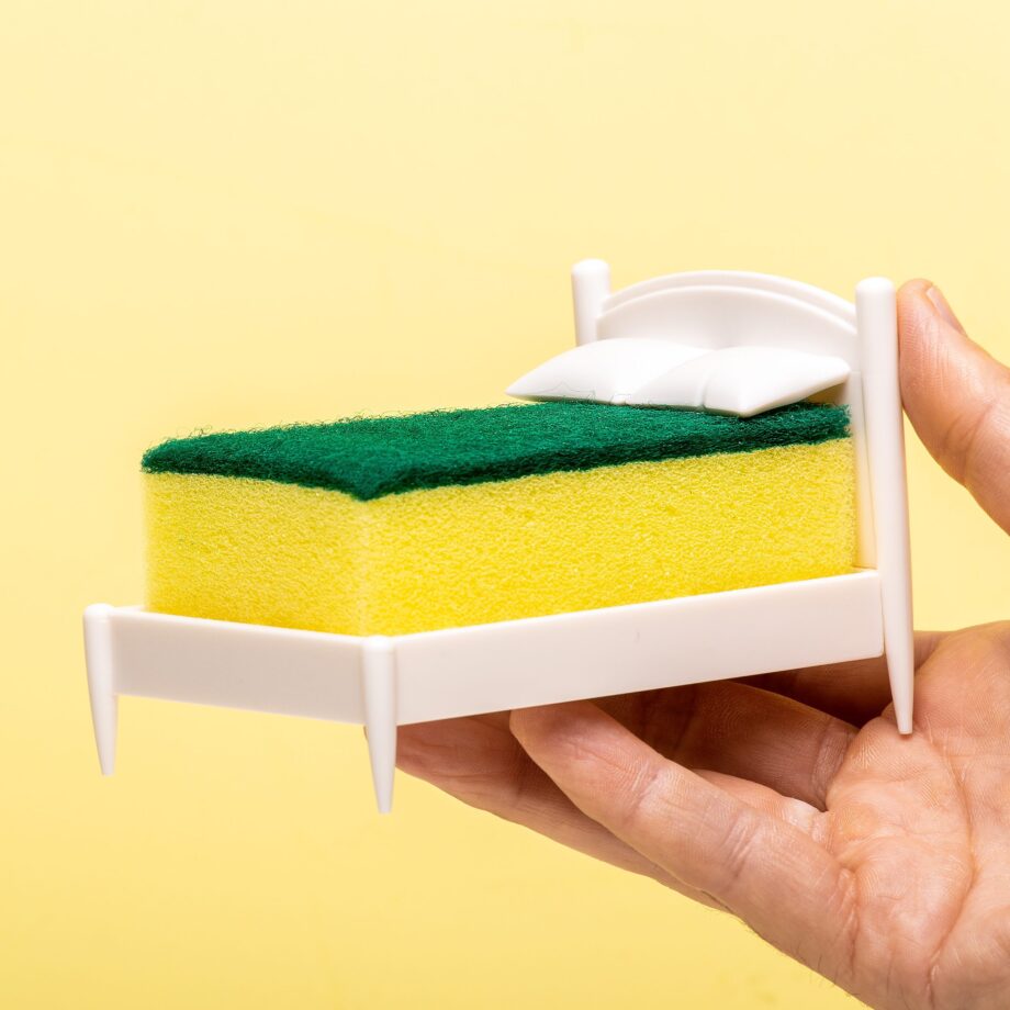 Clean Dreams sponshouder
