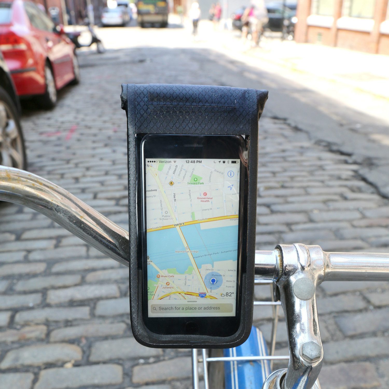 Kikkerland Waterproof telefoonhouder voor de fiets