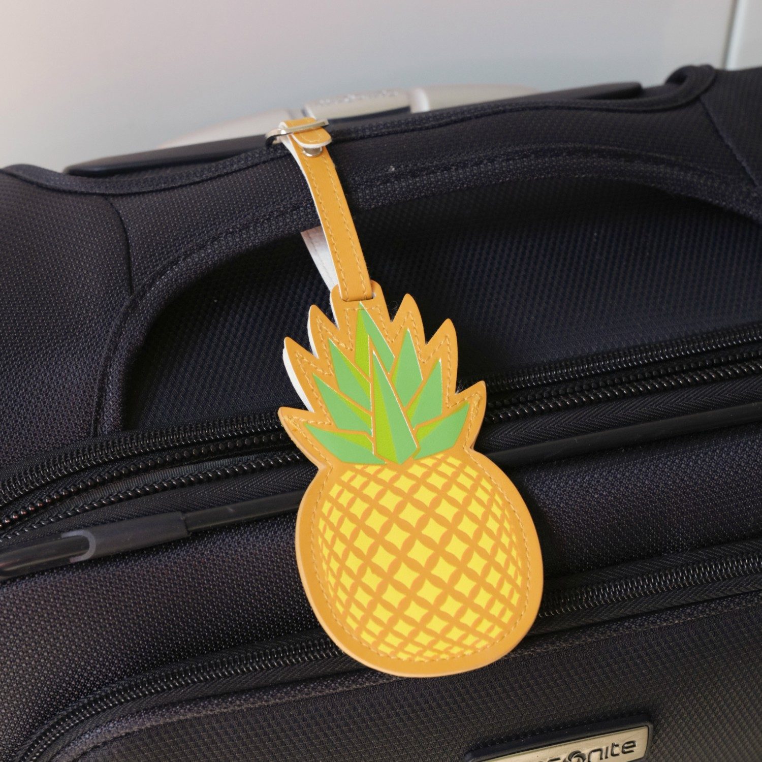 Kikkerland Ananas kofferlabel