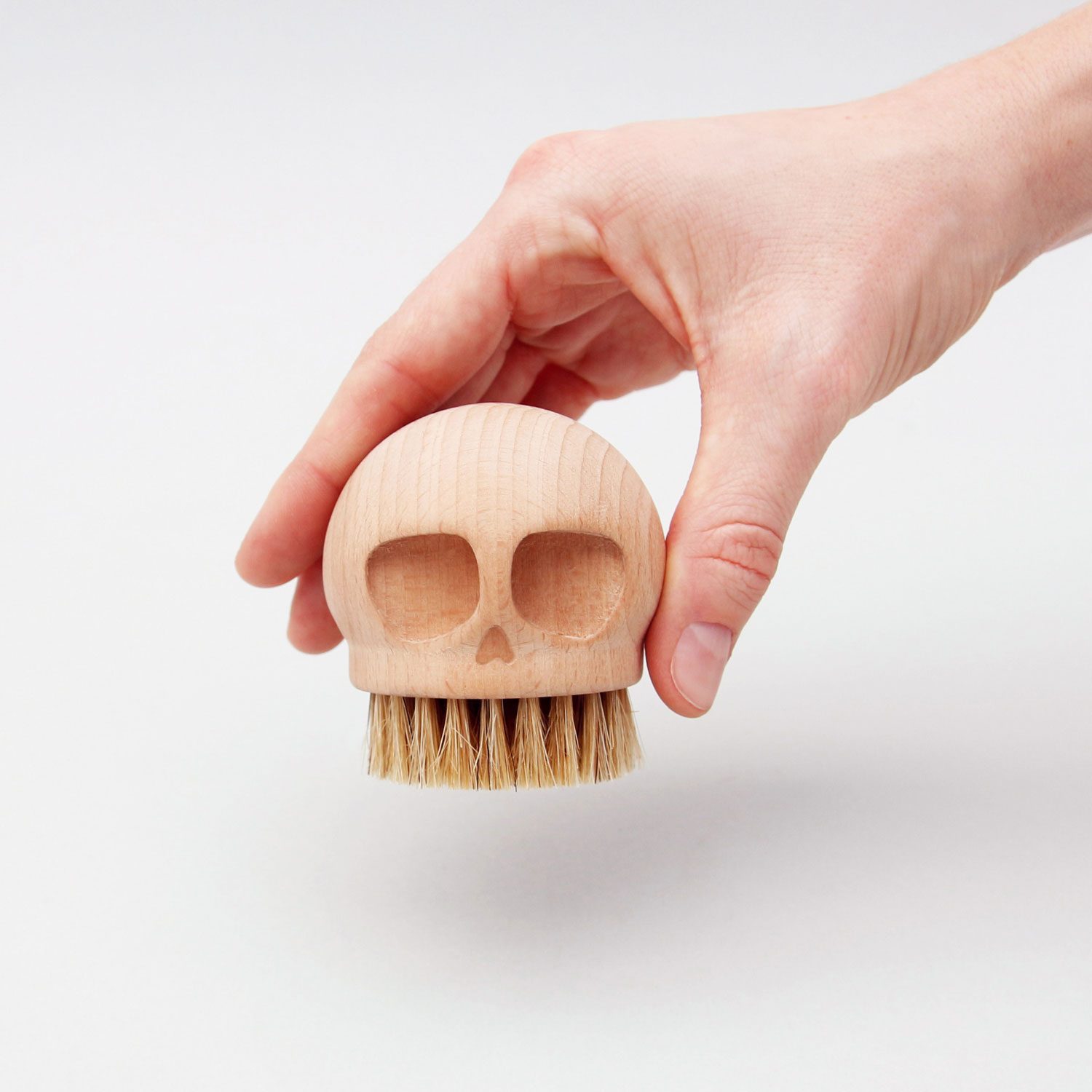 Skull Brush