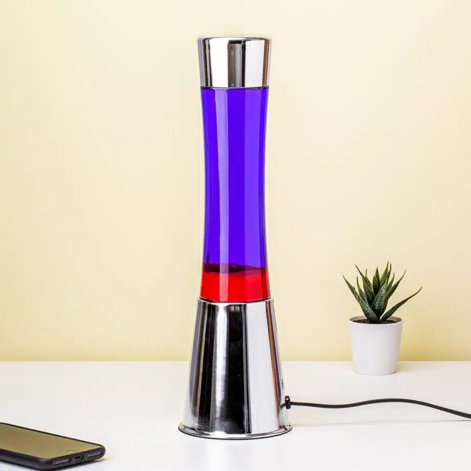 Lavalamp zilver met paarse vloeistof en rode lava