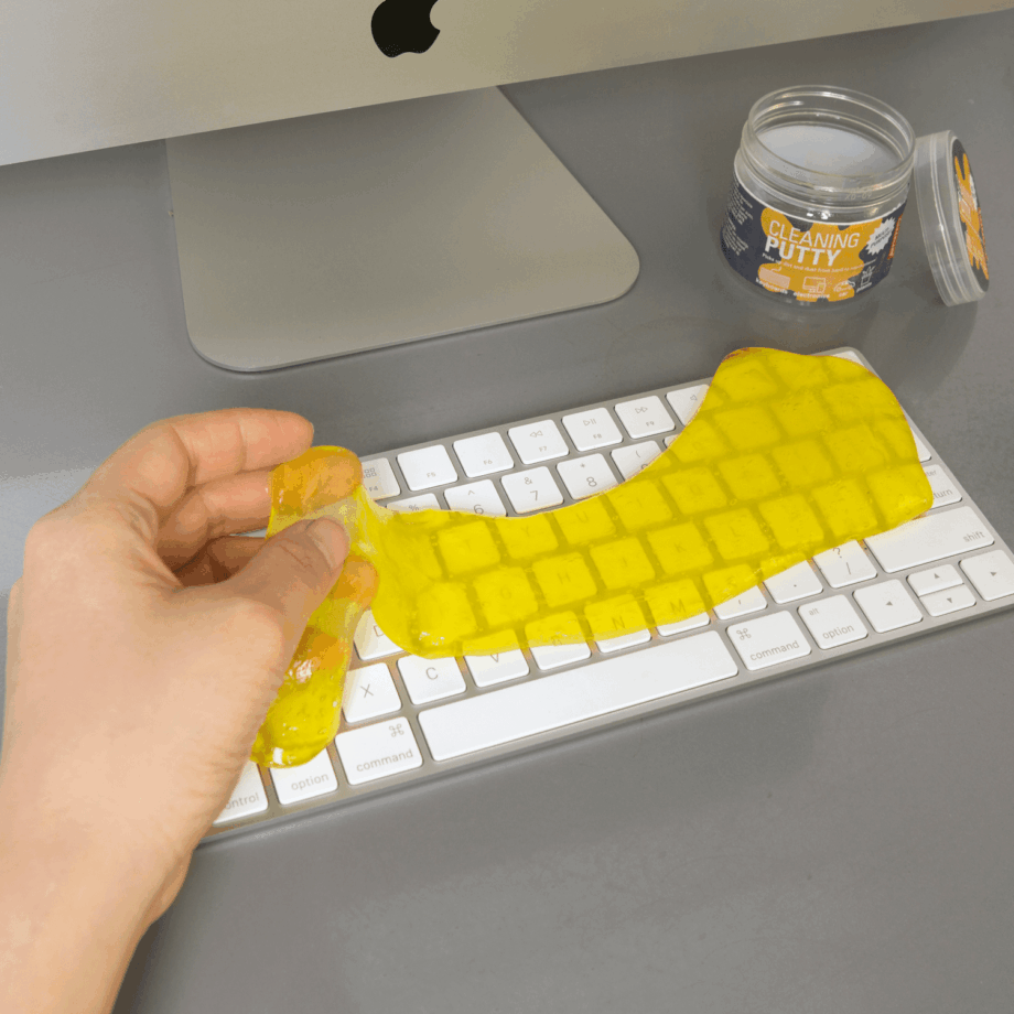 Cleaning putty