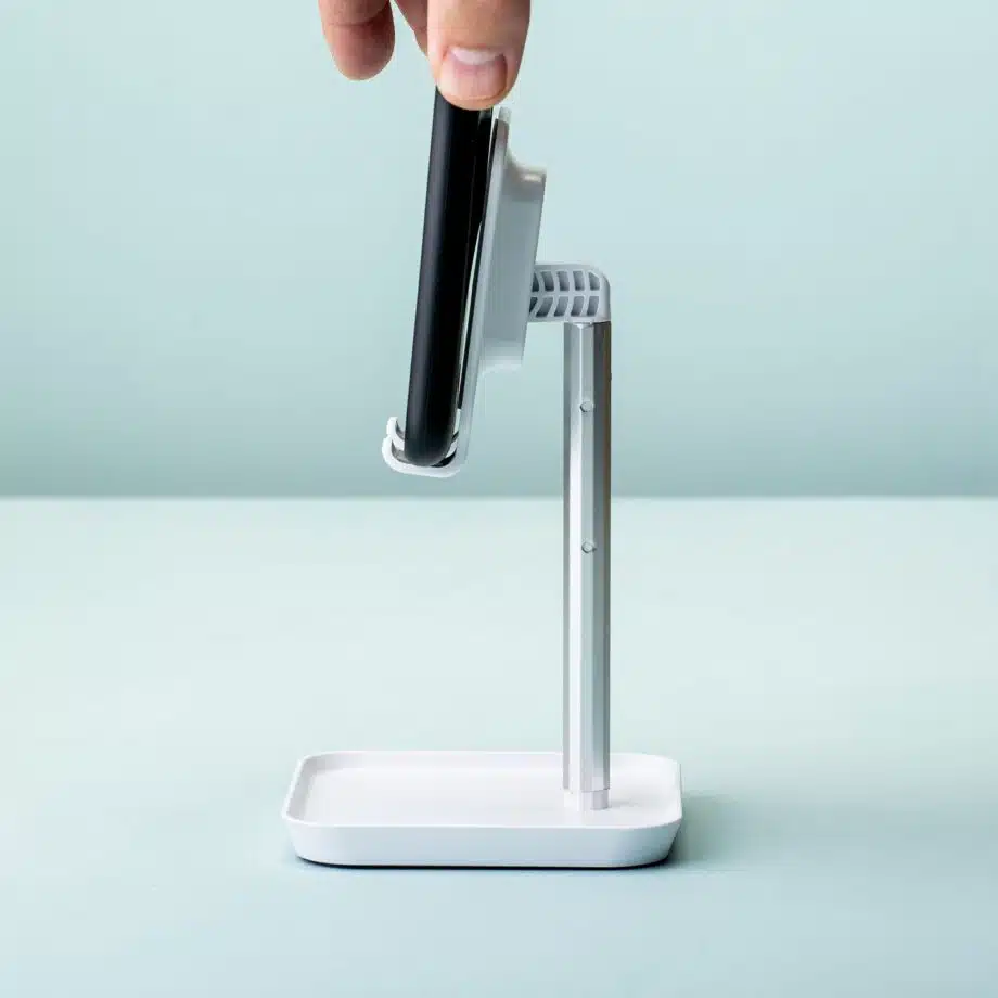Verstelbare smartphonehouder