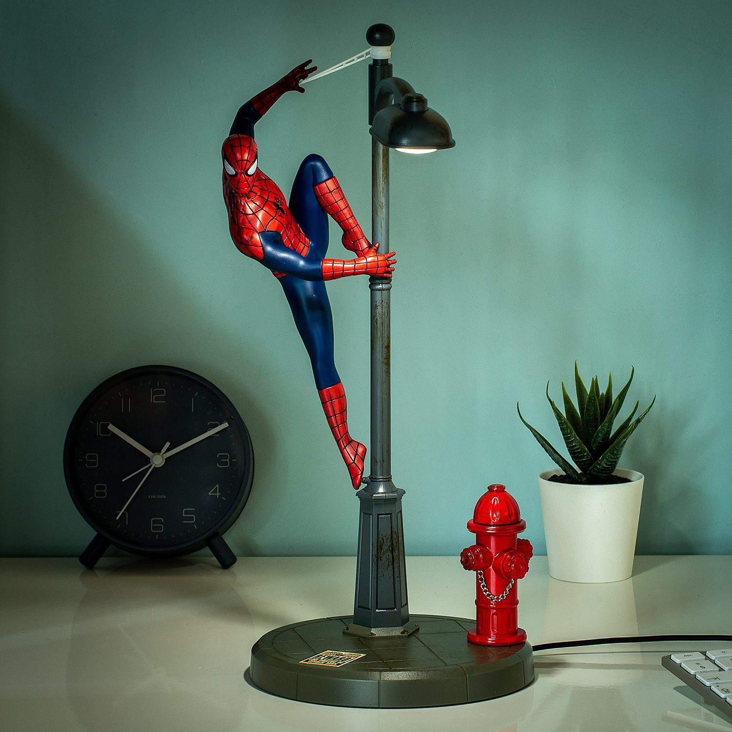 Vechter Maladroit Gastvrijheid Marvel Spiderman lamp van Paladone bestel je online bij Ditverzinjeniet