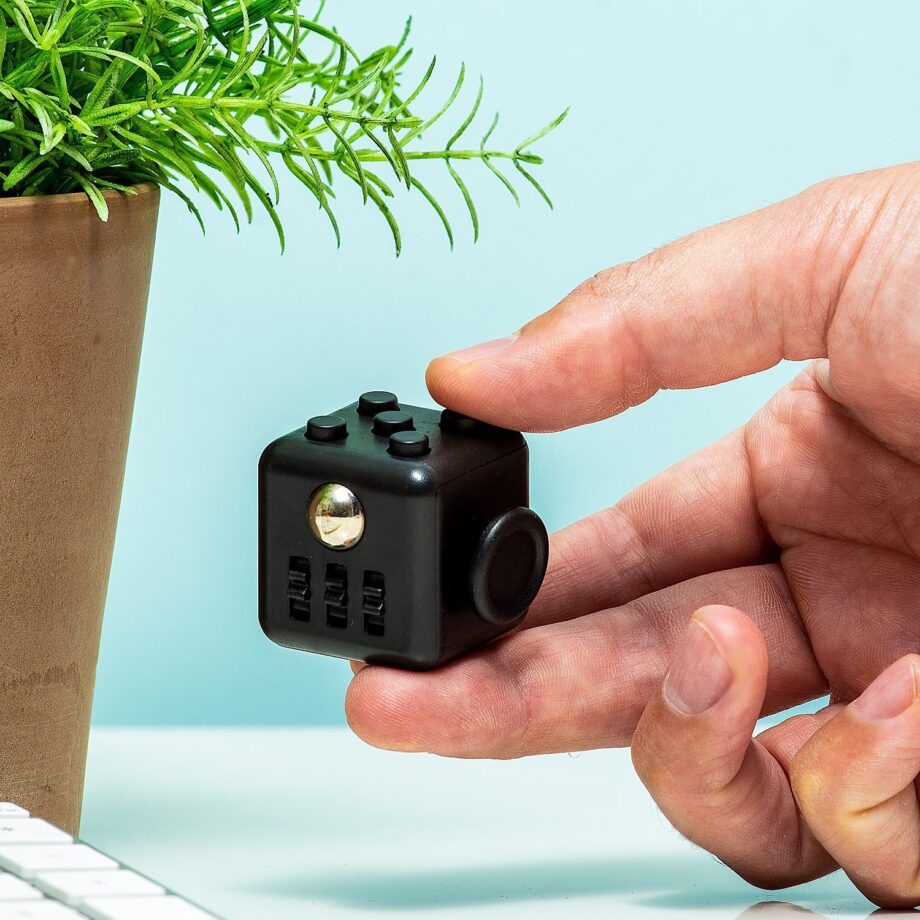 Finger cube