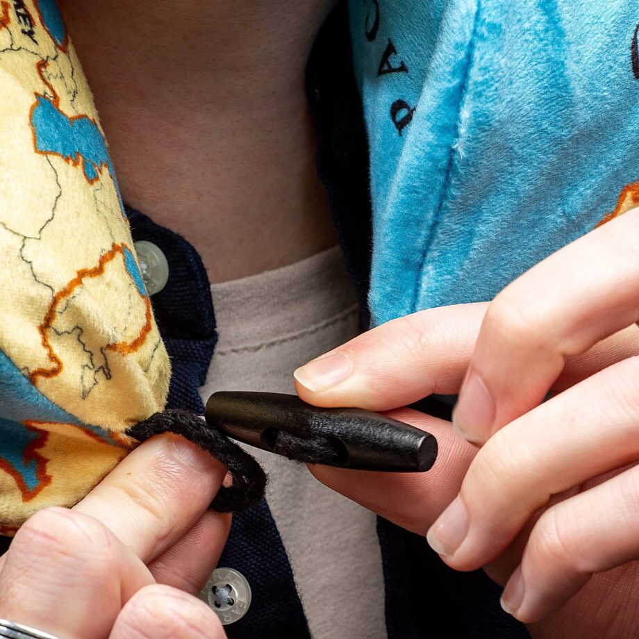 Wereldkaart opblaasbaar nekkussen