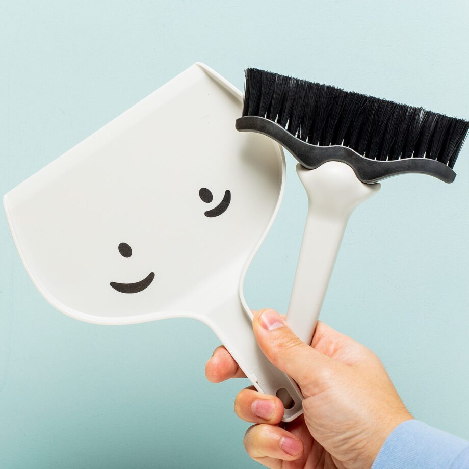 Dustache stoffer en blik