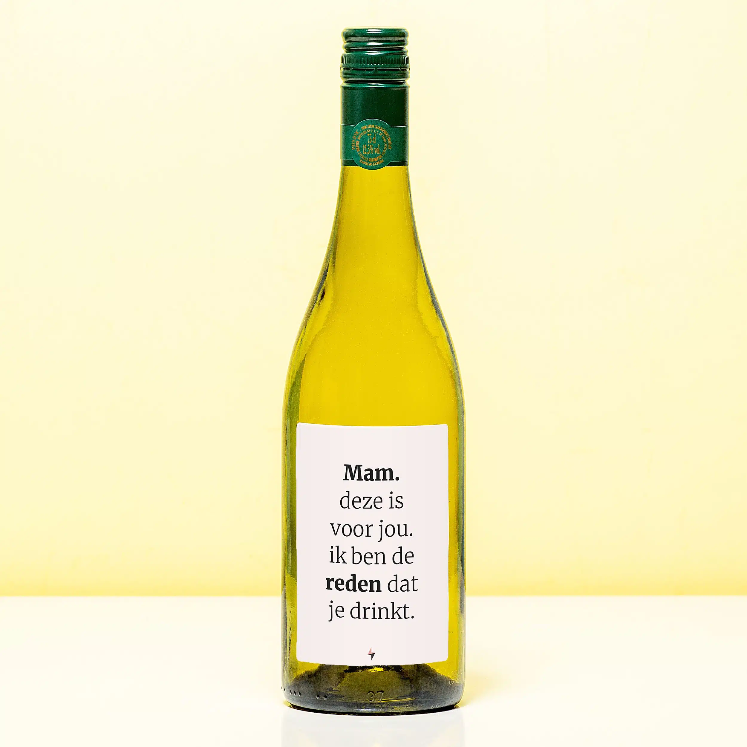 Wijnfles De reden dat ze drinkt
