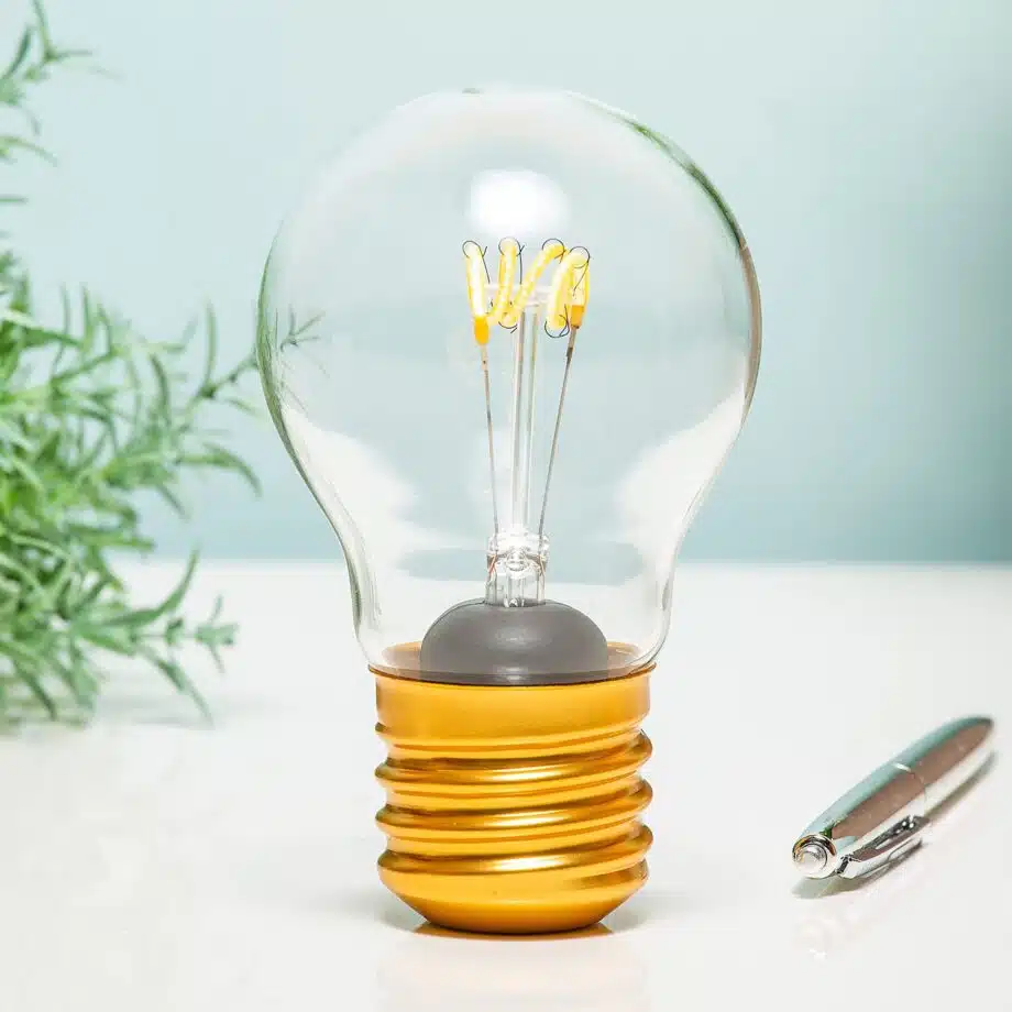 Oplaadbare LED filament lamp