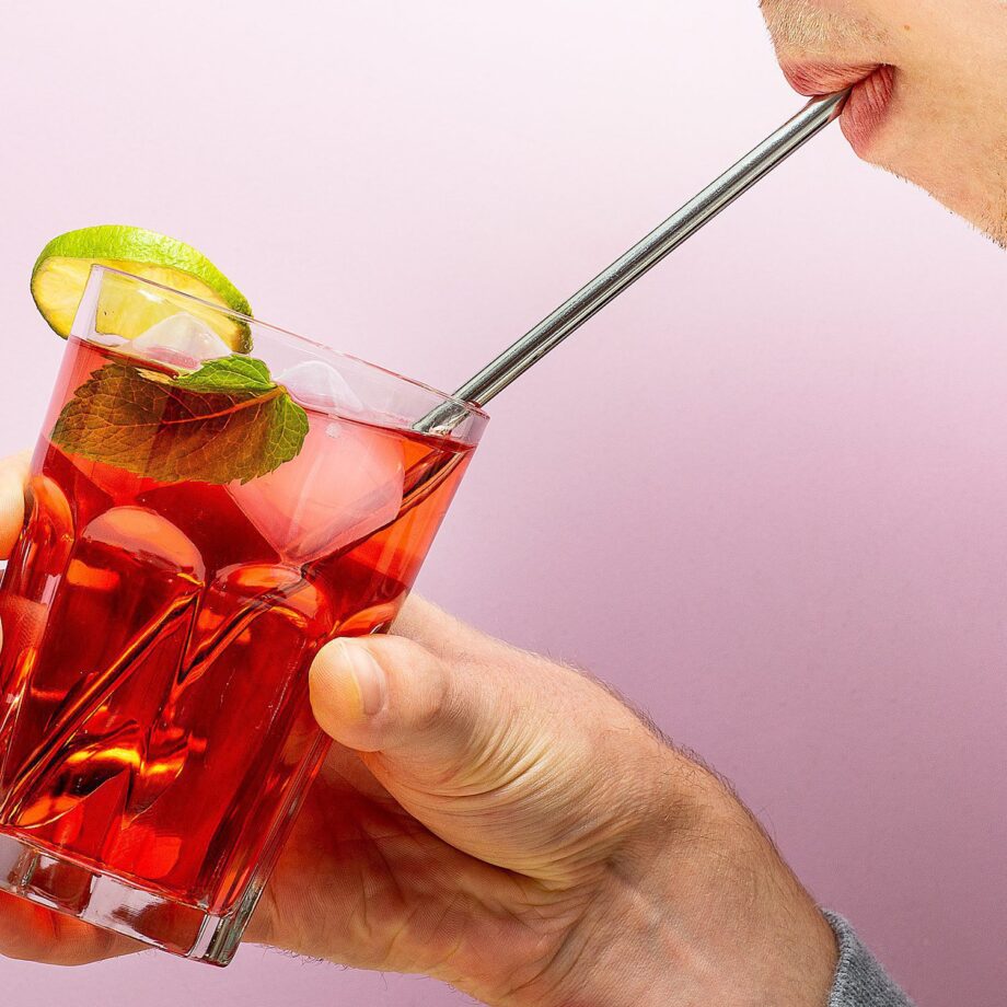 Hart cocktaillepel met rietje
