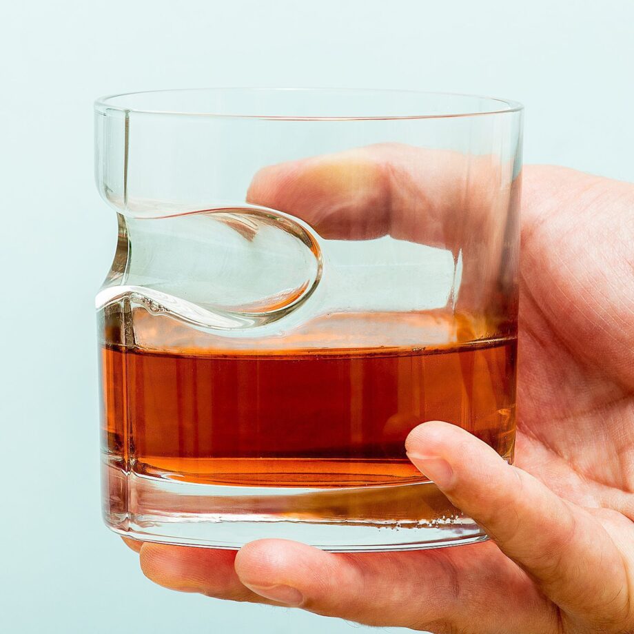 Whiskey glas met sigaarhouder