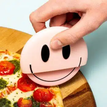 Blije pizzasnijder