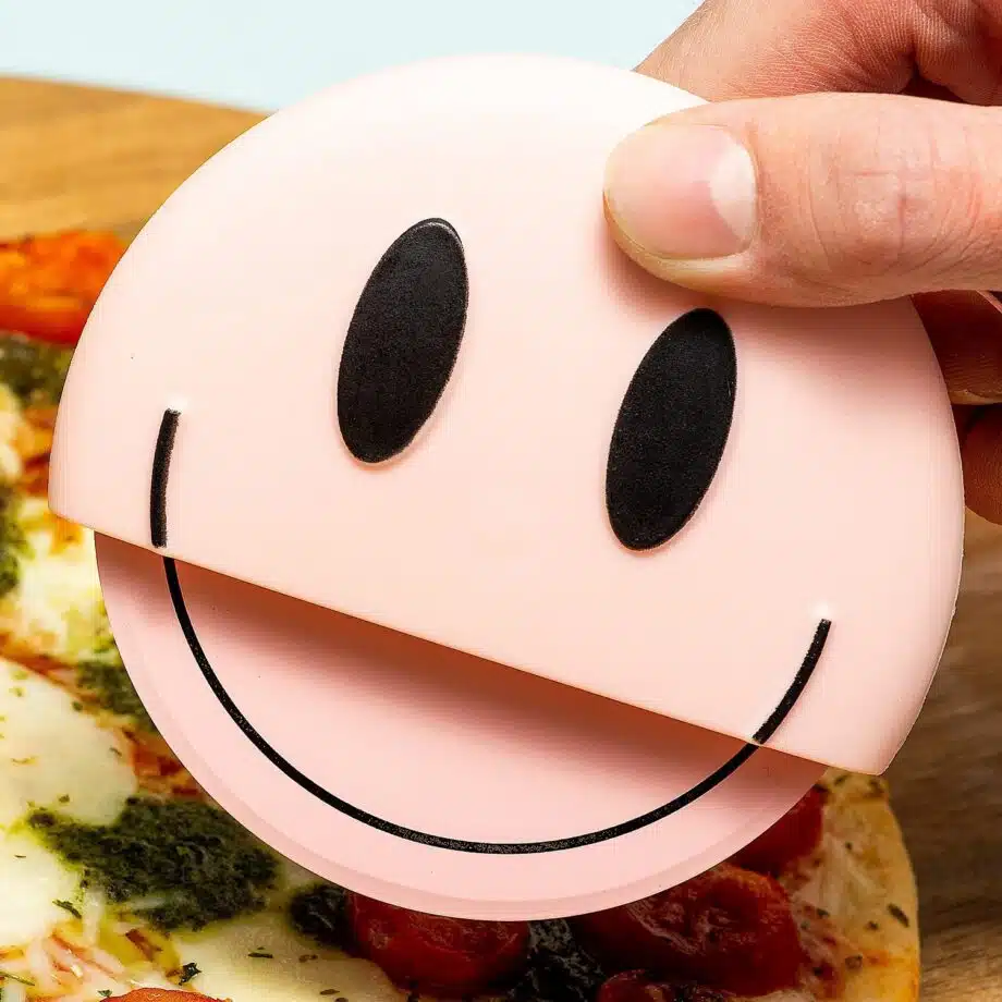 Blije pizzasnijder