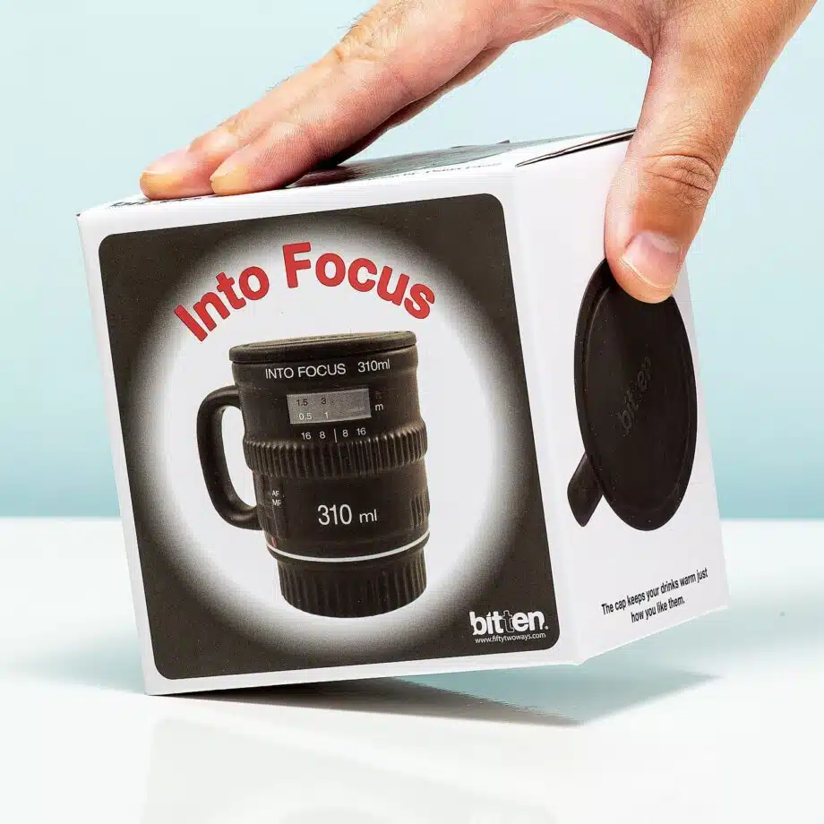 Into Focus cameralens beker
