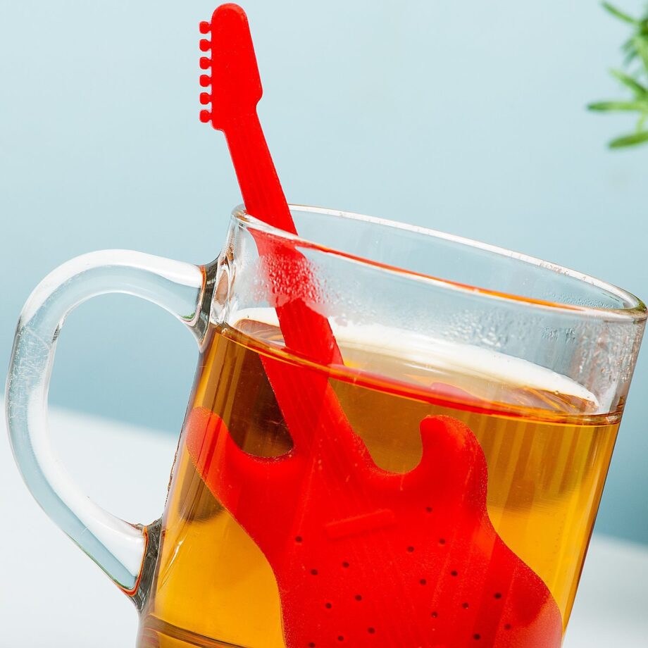 Gitaar tea infuser