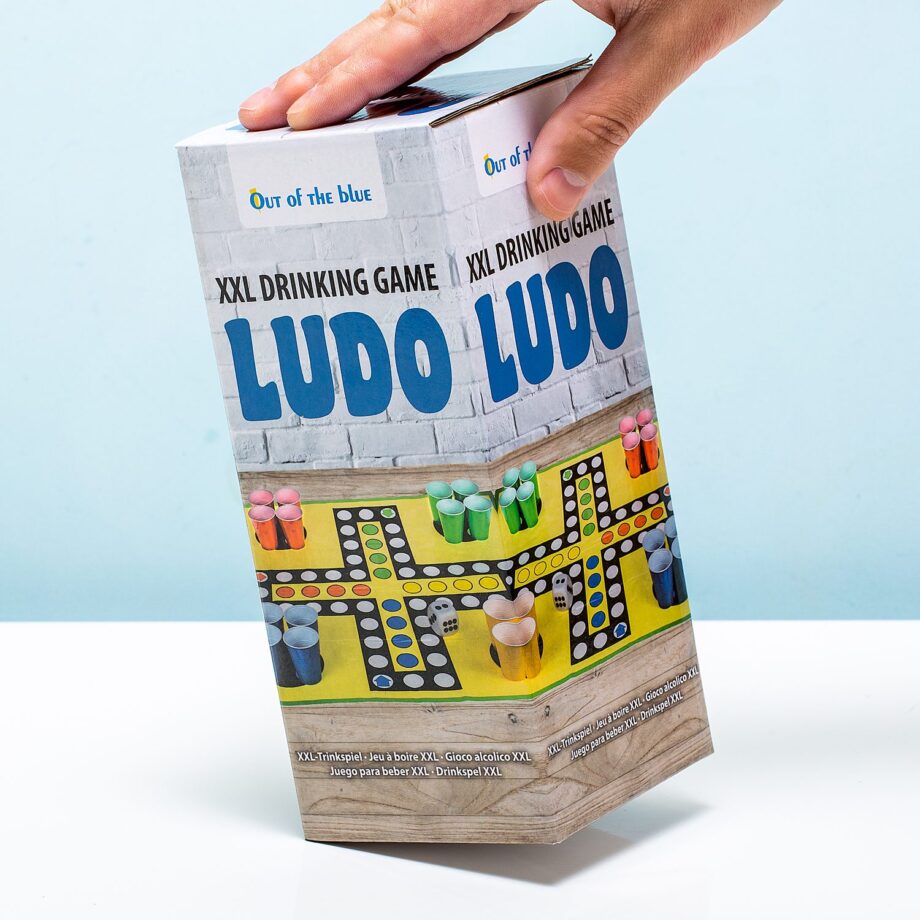 XXL Ludo drankspel met plastic bekers