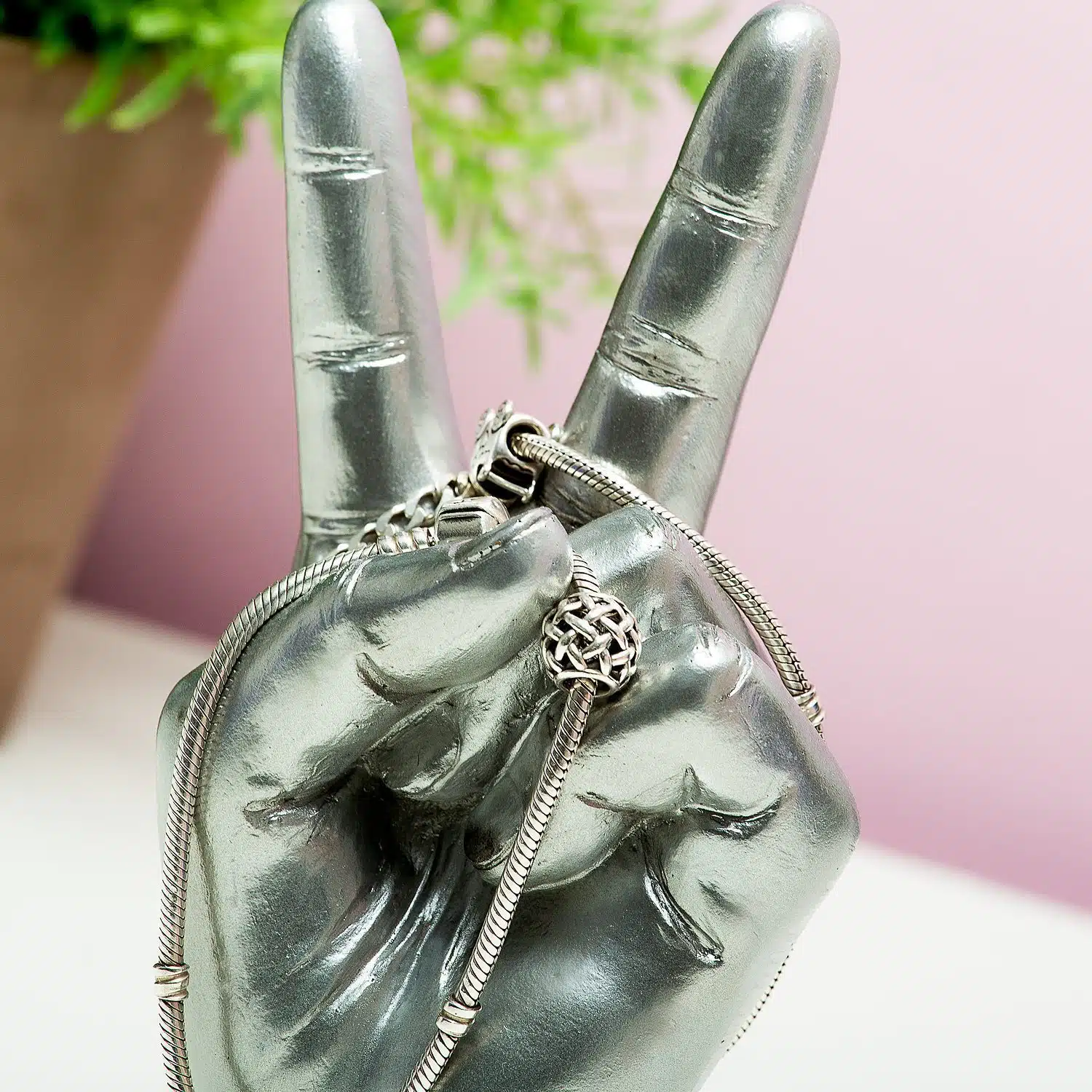 Peace Out sieradenhouder