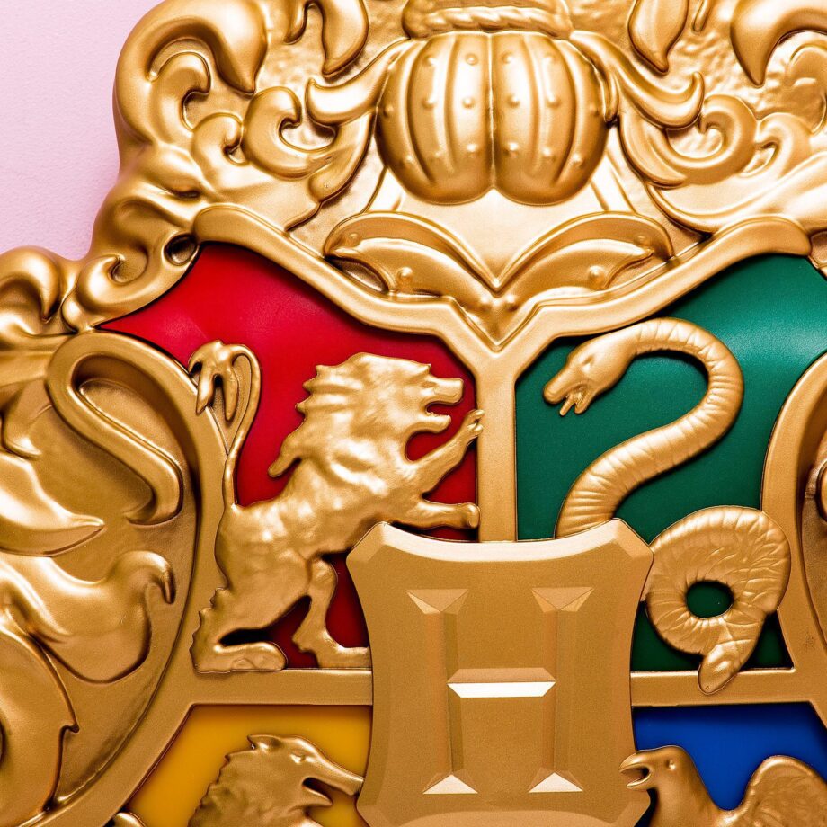 Harry Potter Hogwarts Crest lamp