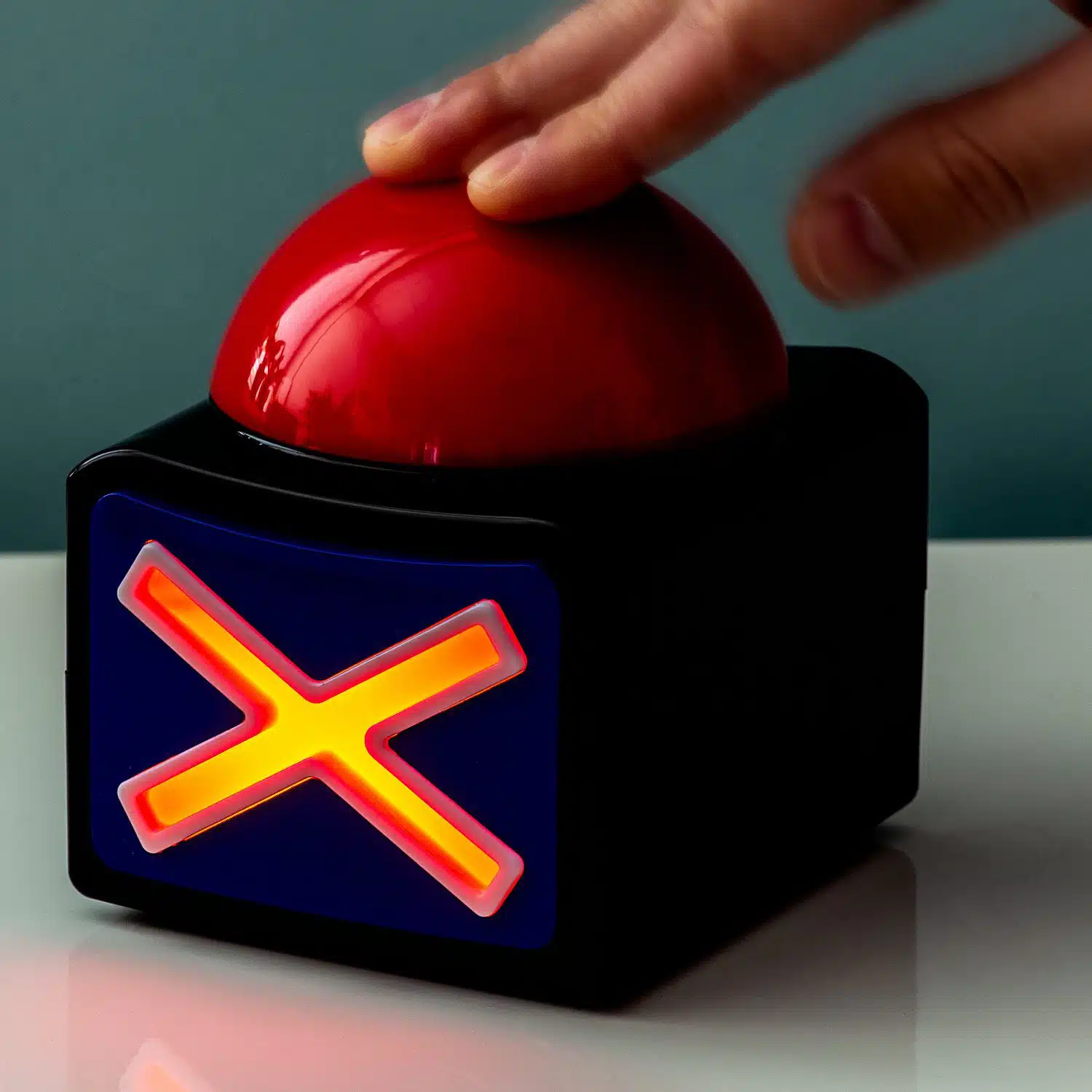 Buzzer met licht en geluid