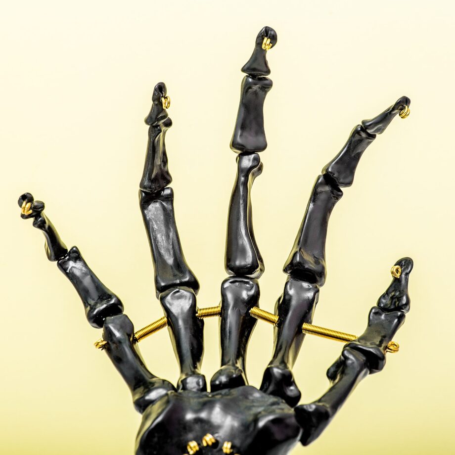 Skelet hand sieradenhouder