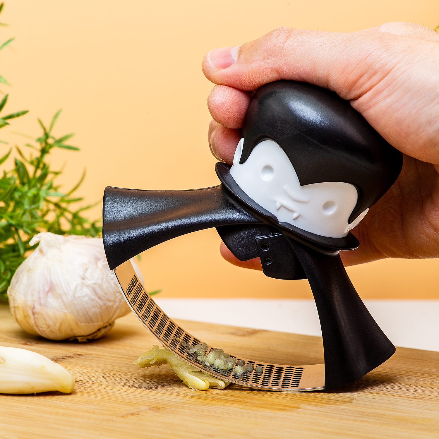 OTOTO Rockula Garlic Press