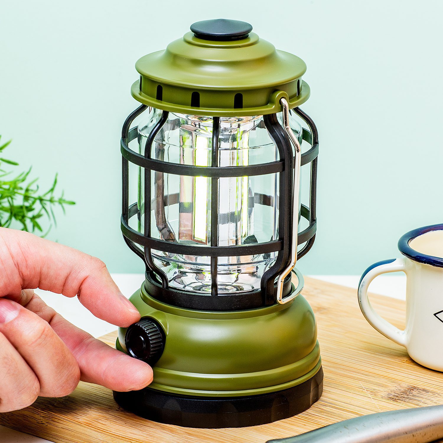 Gentlemen's Hardware - Camping Lantern