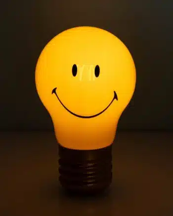 Oplaadbare smiley lamp