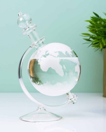 Globe stormglas