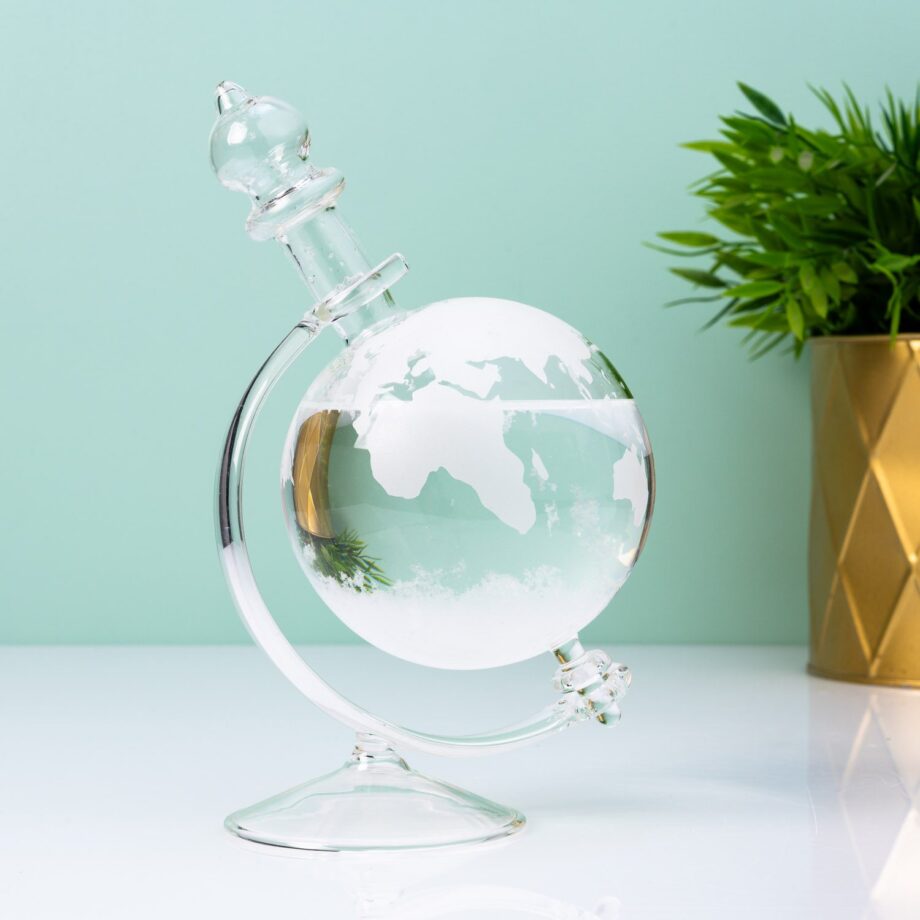 Globe stormglas