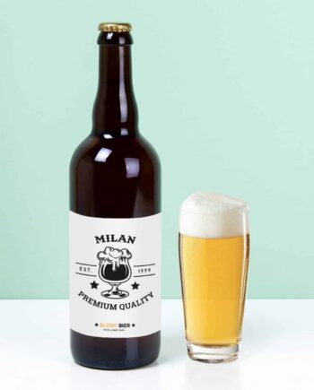 Gepersonaliseerde bierfles Naam badge luxe (750 ml)