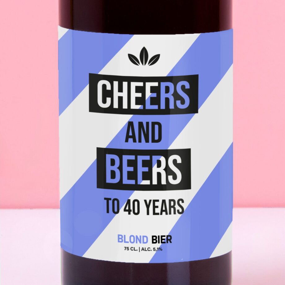 Gepersonaliseerde bierfles Cheers and beers (750 ml)
