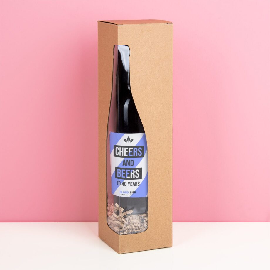 Gepersonaliseerde bierfles Cheers and beers (750 ml)