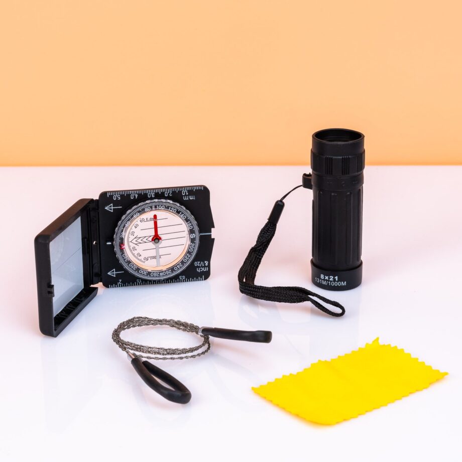 Explorer kit met kompas