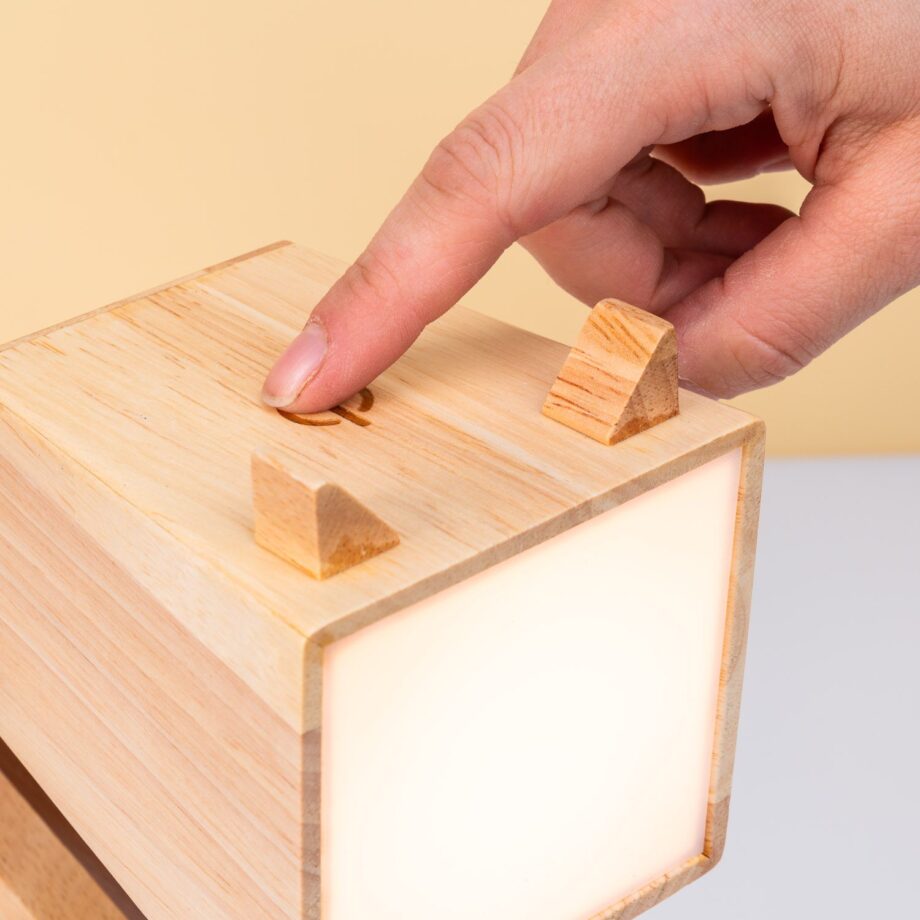 Houten tafellamp