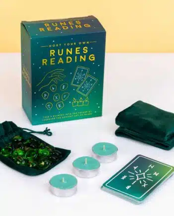 Host Your Own Reading set - Runen