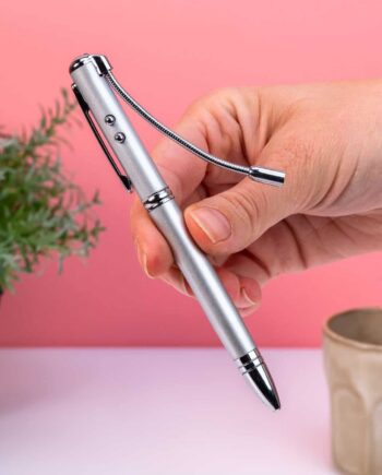 Pen met onzichtbare inkt en verlichting
