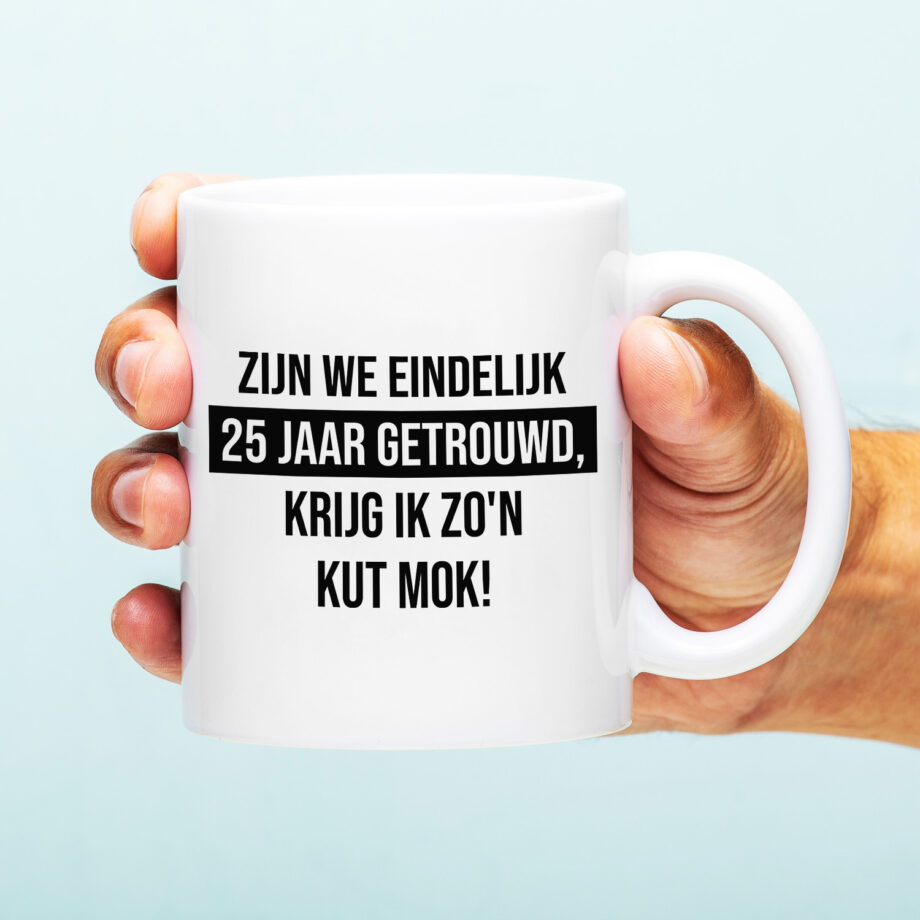 Mok Zijn we eindelijk zoveel jaar getrouwd