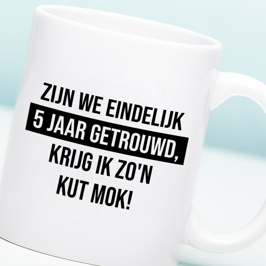 Mok Zijn we eindelijk zoveel jaar getrouwd