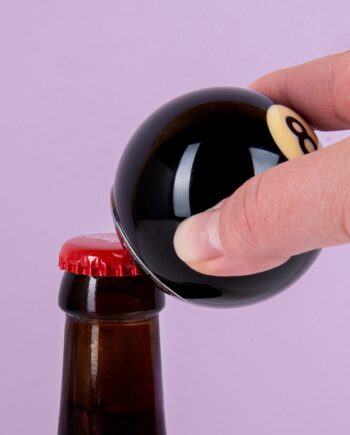 Biljartbal flesopener