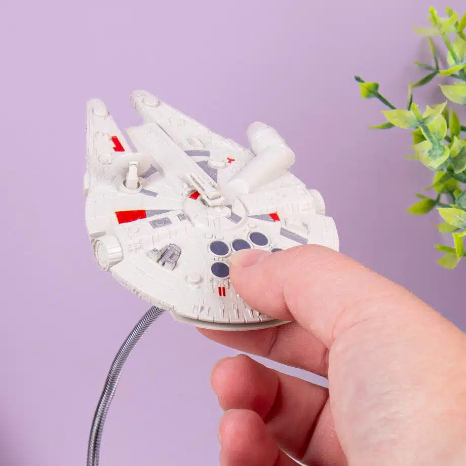 Star Wars Millennium Falcon boeklampje
