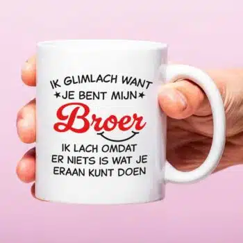 Mok Ik glimlach want je bent mijn broer