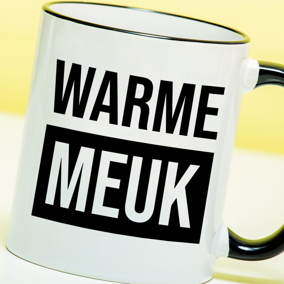 Mok met Tekst ‘’Warme meuk’’ | Materiaal: Keramiek | 33 cl | Mok met Tekst | Koffie Mok | Grappige Cadeau |  Vaatwasser bestendig | Humor | Mok met grappige tekst