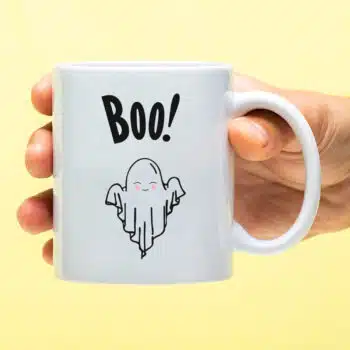 Mok met Tekst ‘’Boo!’’ | Materiaal: Keramiek | 33 cl | Mok met Tekst | Koffie Mok | Grappige Cadeau |  Vaatwasser bestendig | Humor | Mok met grappige tekst