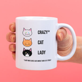 Mok met Tekst ‘’Crazy cat lady’’ | Materiaal: Keramiek | 33 cl | Mok met Tekst | Koffie Mok | Grappige Cadeau |  Vaatwasser bestendig | Humor | Mok met grappige tekst