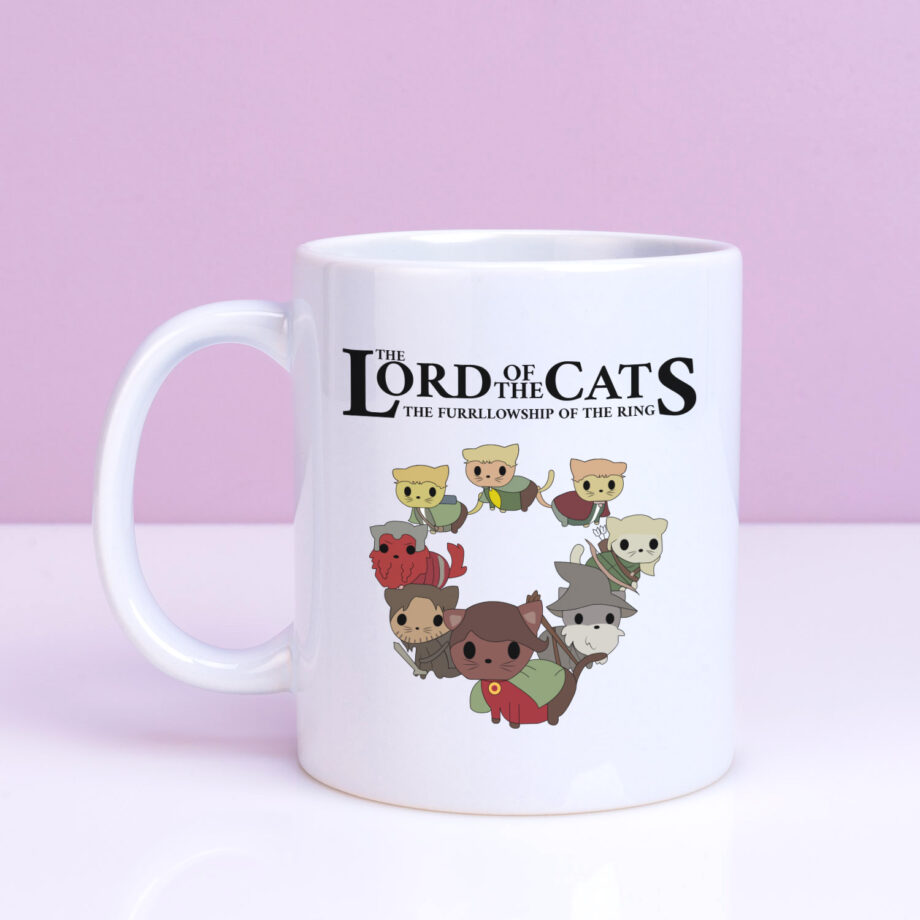 Mok met Tekst ‘’The Lord of the cats’’ | Materiaal: Keramiek | 33 cl | Mok met Tekst | Koffie Mok | Grappige Cadeau |  Vaatwasser bestendig | Humor | Mok met grappige tekst