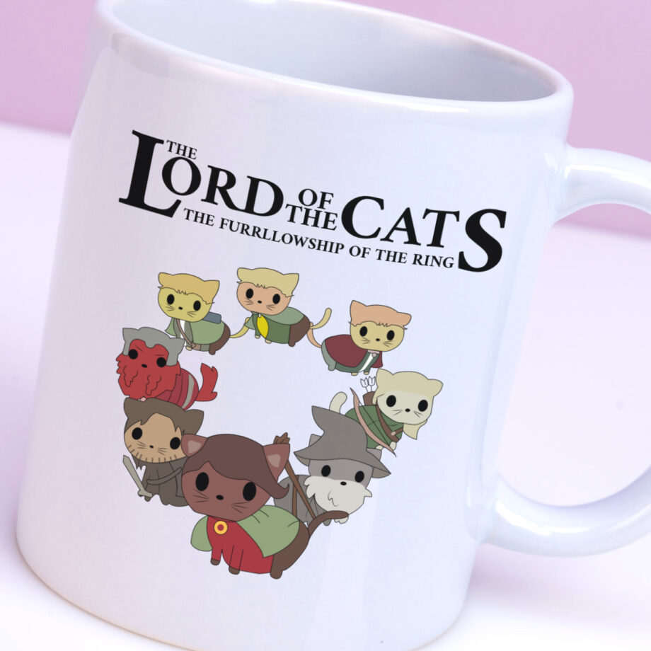 Mok met Tekst ‘’The Lord of the cats’’ | Materiaal: Keramiek | 33 cl | Mok met Tekst | Koffie Mok | Grappige Cadeau |  Vaatwasser bestendig | Humor | Mok met grappige tekst