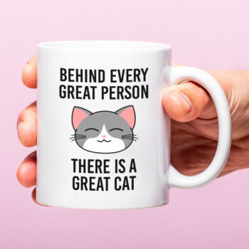 Mok met Tekst ‘’Behind every great person’’ | Materiaal: Keramiek | 33 cl | Mok met Tekst | Koffie Mok | Grappige Cadeau |  Vaatwasser bestendig | Humor | Mok met grappige tekst