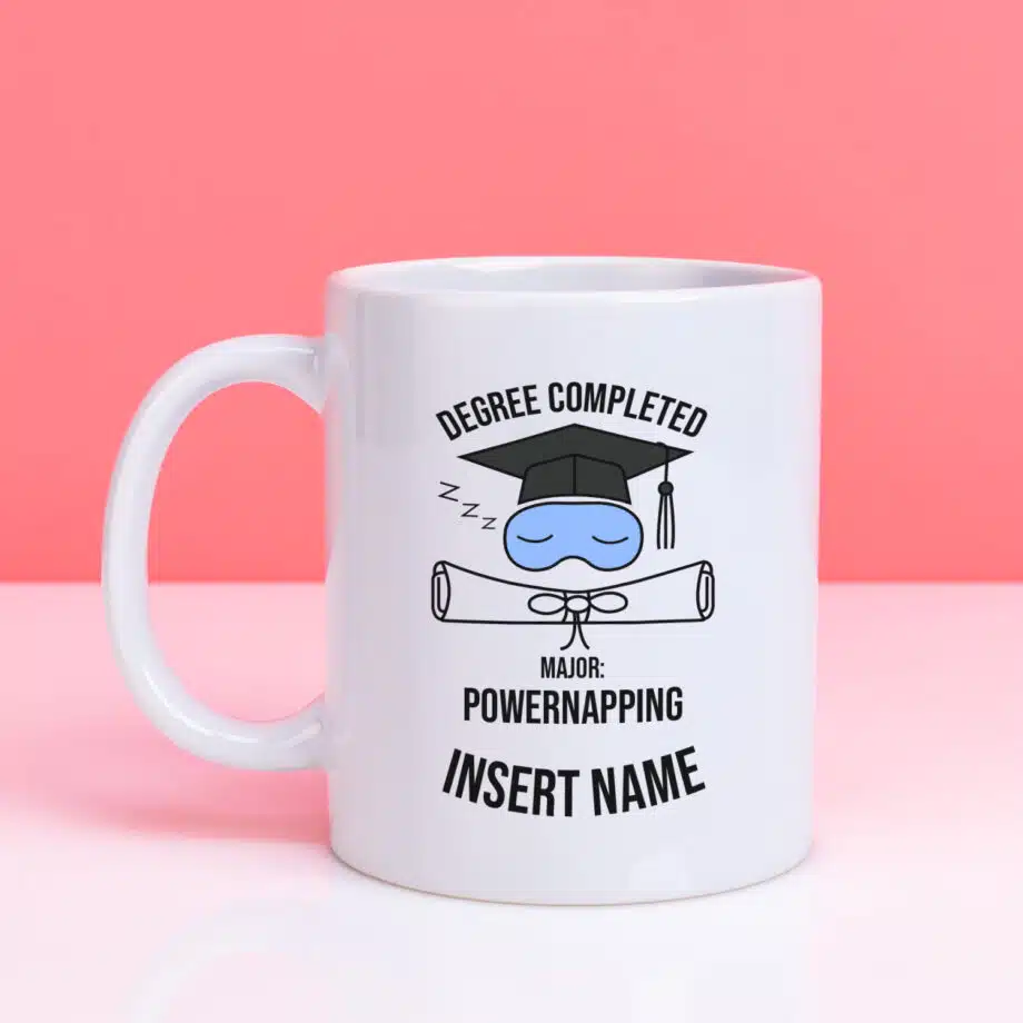 Mok met Tekst ‘’Degree completed’’ | Materiaal: Keramiek | 33 cl | Mok met Tekst | Koffie Mok | Grappige Cadeau |  Vaatwasser bestendig | Humor | Mok met grappige tekst