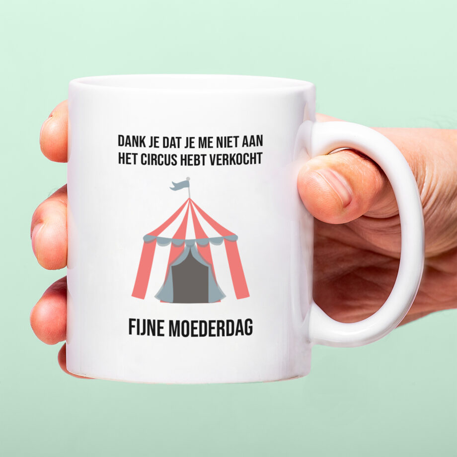 Mok met Tekst ‘’Dank je dat je me niet aan het circus hebt verkocht’’ | Materiaal: Keramiek | 33 cl | Mok met Tekst | Koffie Mok | Grappige Cadeau |  Vaatwasser bestendig | Humor | Mok met grappige tekst